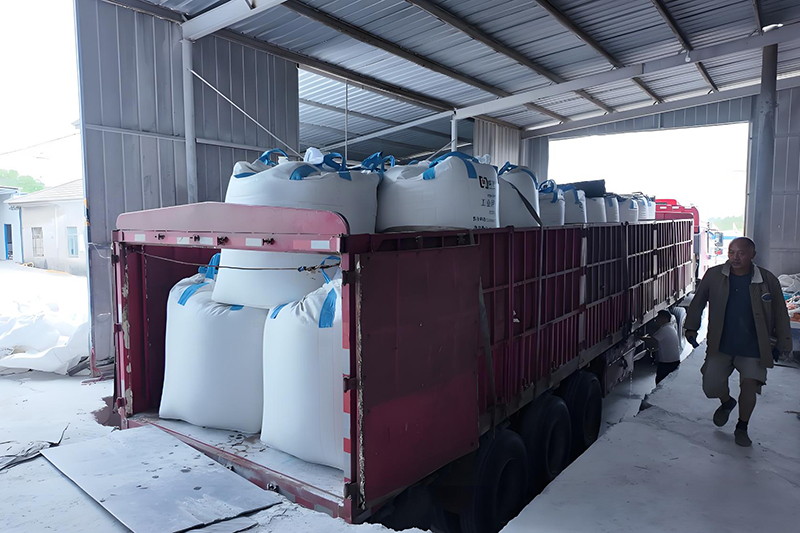 山东某某大型轮胎厂