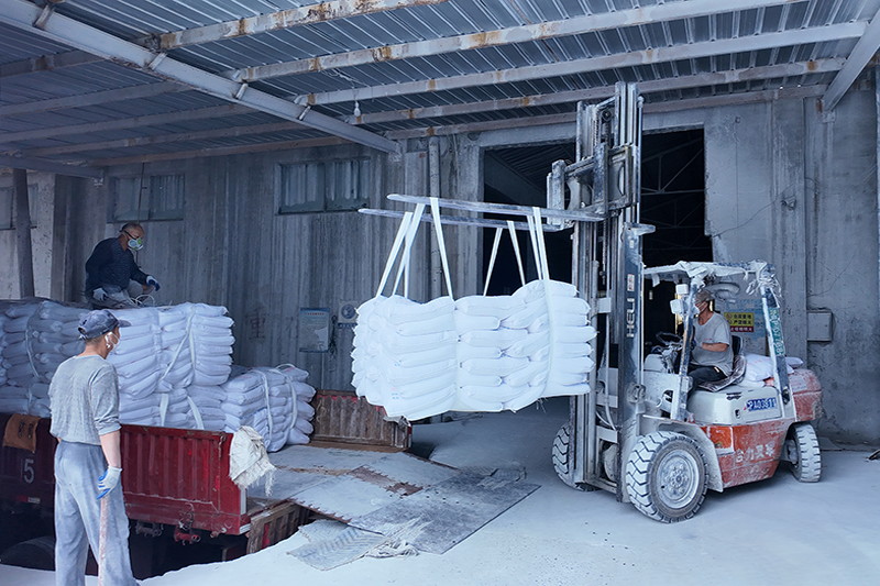 恒峰碳酸钙厂区环境